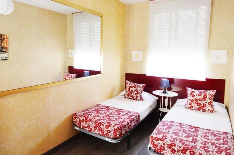 Los Amigos Hostel Мадрид Екстер'єр фото